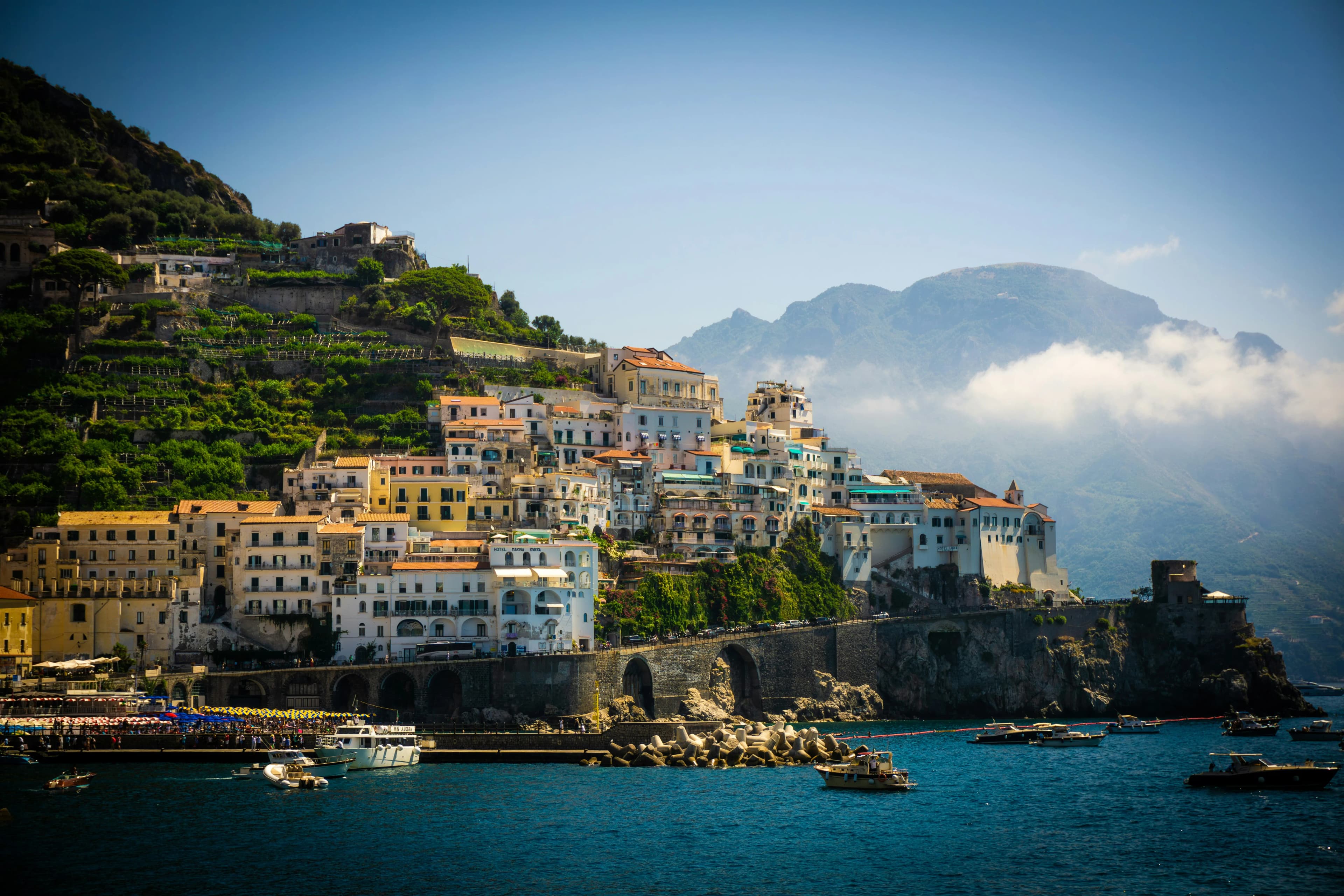 Incentive — Amalfi